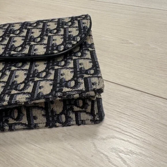 Christian Dior Bag - Picture 6 of 13